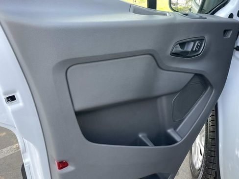 New 2025 Ford Transit 250 Low Roof image 15