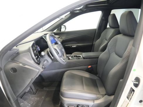 Used 2023 Lexus RX 350 Premium w/ Accessory Package AWD/4WD image 14