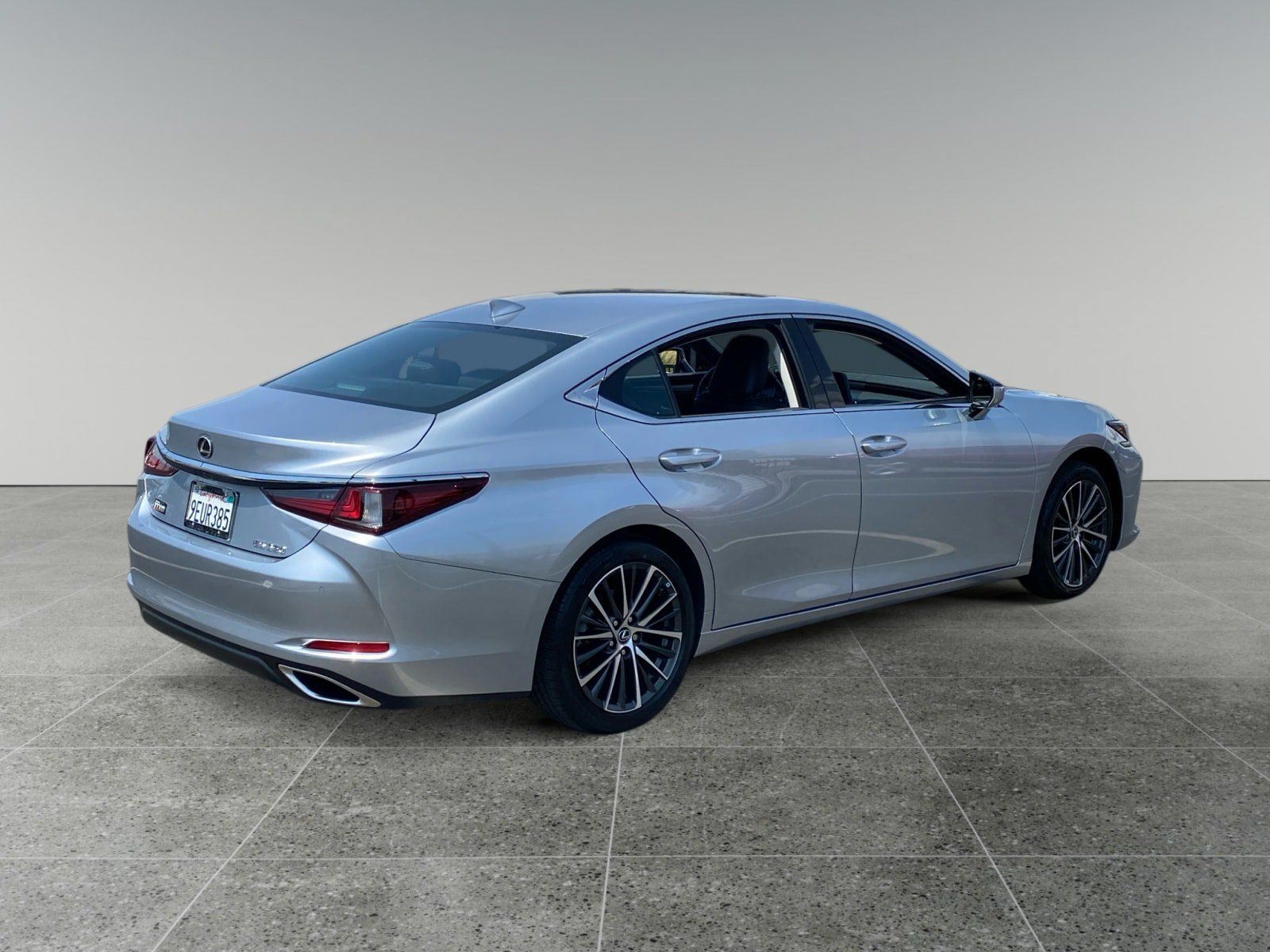 Used 2023 Lexus ES 350 w/ Premium Package FWD image 5