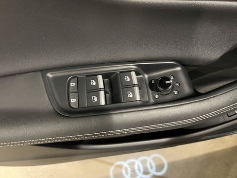 Used 2023 Audi Q8 Premium Plus w/ Premium Plus Package AWD/4WD image 27
