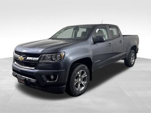 Used 2017 Chevrolet Colorado Z71 AWD/4WD image 3