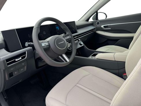New 2026 Hyundai Sonata SEL FWD image 33