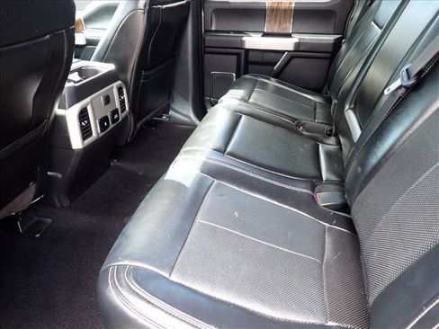 Used 2019 Ford F150 Lariat RWD image 10