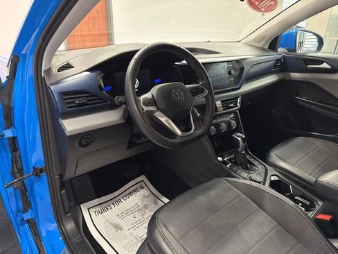 Used 2023 Volkswagen Taos SE image 24