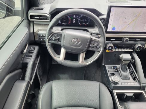 Used 2024 Toyota Tacoma Limited w/ Limited Package (LT) image 14