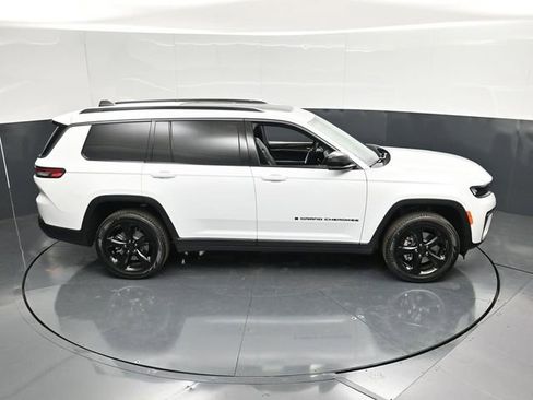 New 2026 Jeep Grand Cherokee L Limited AWD/4WD image 57