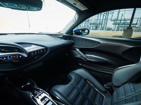 Used 2022 Ferrari SF90 Stradale image 45