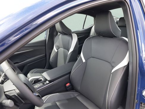 New 2026 Toyota Camry SE w/ Convenience Package FWD image 8