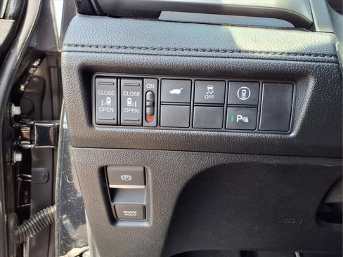Used 2023 Honda Odyssey Touring image 21