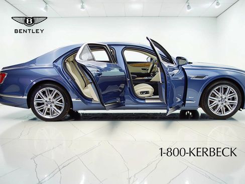 Certified 2022 Bentley Flying Spur Plug-In Hybrid AWD/4WD image 12