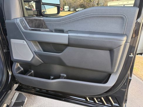 Used 2023 Ford F250 Lariat w/ Tremor Off-Road Package image 14