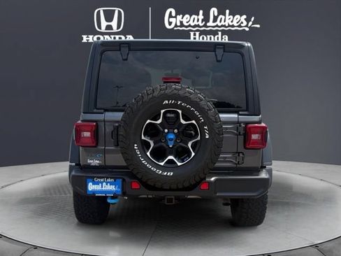 Used 2022 Jeep Wrangler Unlimited Rubicon 4xe AWD/4WD image 5