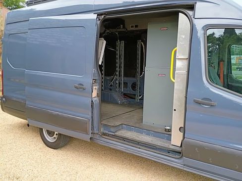 Used 2020 Ford Transit 250 148 High Roof Extended RWD image 29