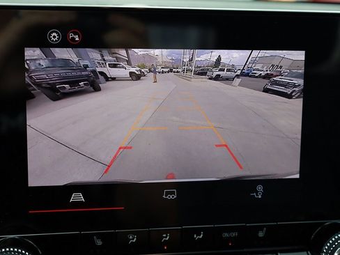 New 2026 GMC Canyon Elevation w/ Convenience Package image 16