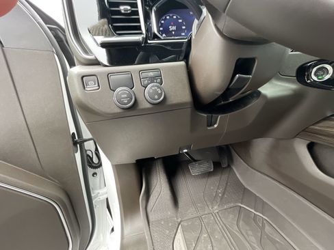 New 2025 Chevrolet Silverado 1500 LT w/ Convenience Package II RWD image 54