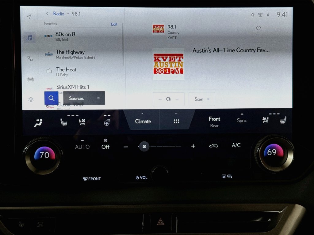 New 2026 Lexus RX 350h AWD/4WD image 11