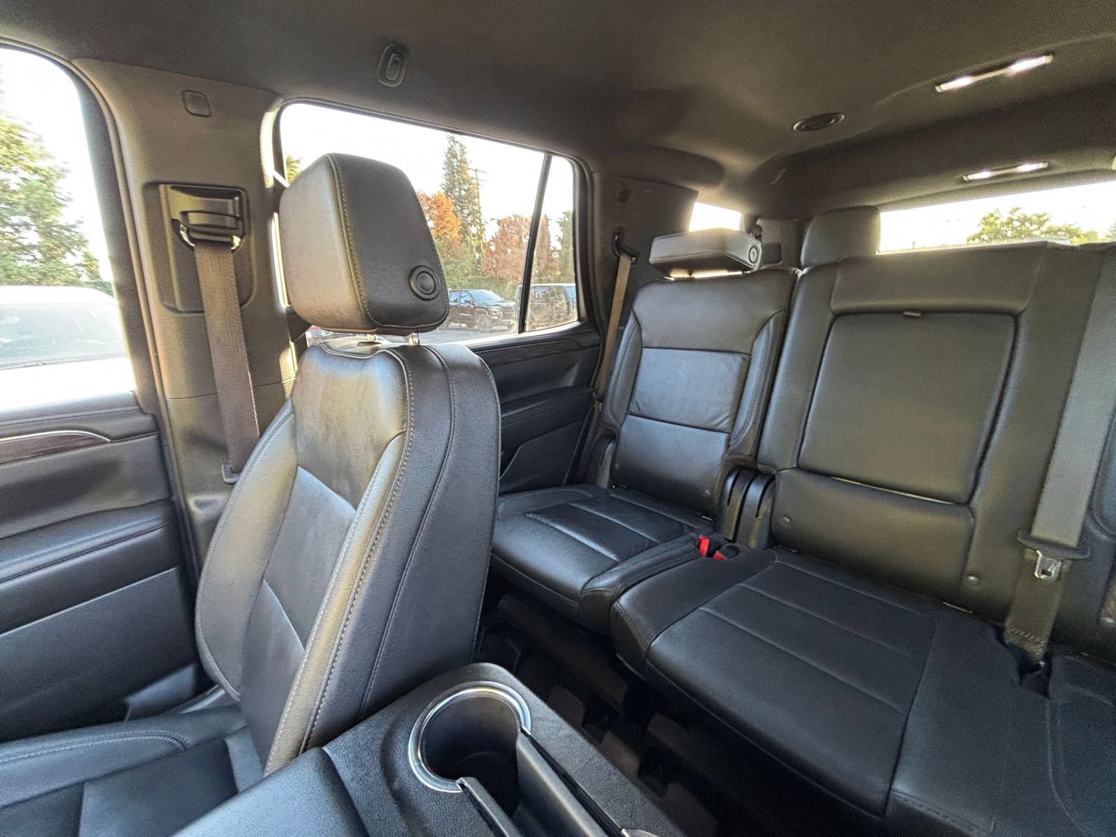 Used 2024 Chevrolet Tahoe LT w/ Luxury Package RWD image 42
