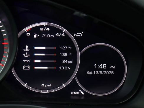 Used 2020 Porsche Cayenne Turbo image 23