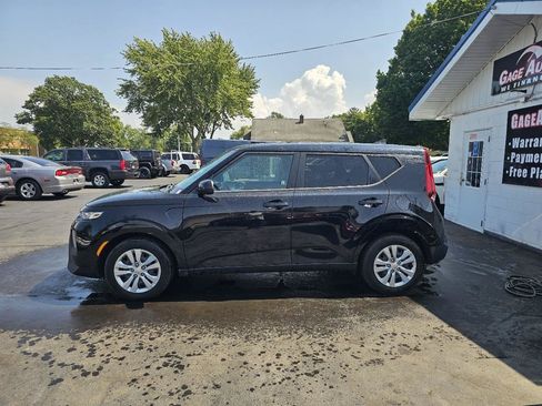 Used 2022 Kia Soul LX FWD image 6