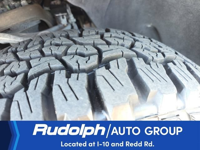 Used 2020 Chevrolet Silverado 1500 LT w/ Texas Edition RWD image 27