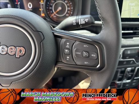 New 2025 Jeep Gladiator Willys image 26