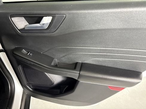 Used 2023 Ford Escape ST-Line FWD image 17