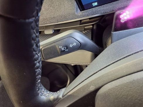 Used 2021 Ford Mustang Mach-E Premium image 9