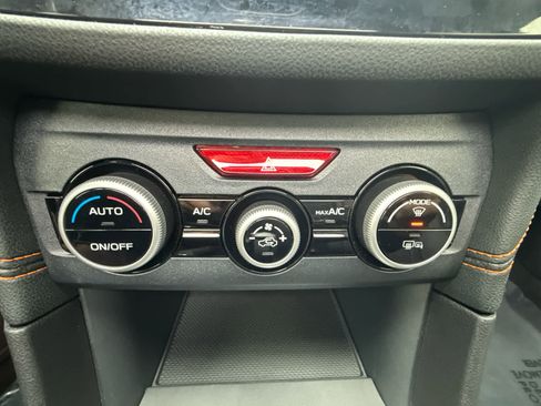 Used 2022 Subaru Crosstrek 2.5i Limited w/ Moonroof Package 2 image 19