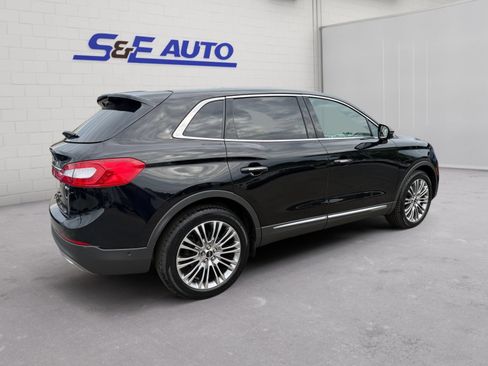 Used 2018 Lincoln MKX Reserve AWD/4WD image 4