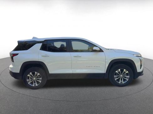 Used 2025 Chevrolet Equinox LT image 16