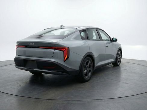 Used 2025 Kia K4 FWD image 9
