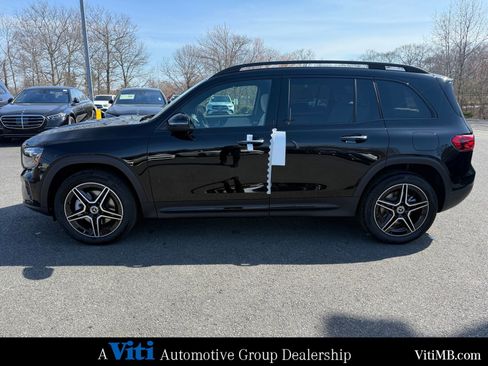 New 2026 Mercedes-Benz GLB 250 4MATIC image 5