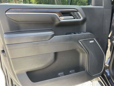 Used 2022 GMC Sierra 1500 SLT w/ SLT Premium Plus Package image 5