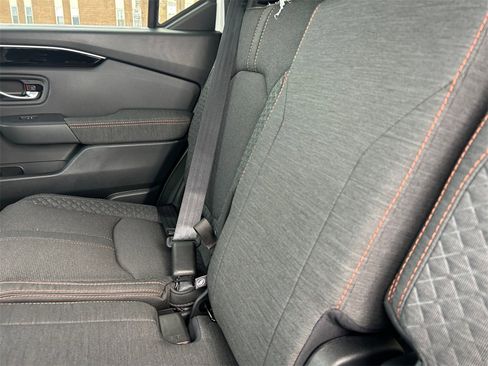 New 2025 Honda Pilot Sport image 16