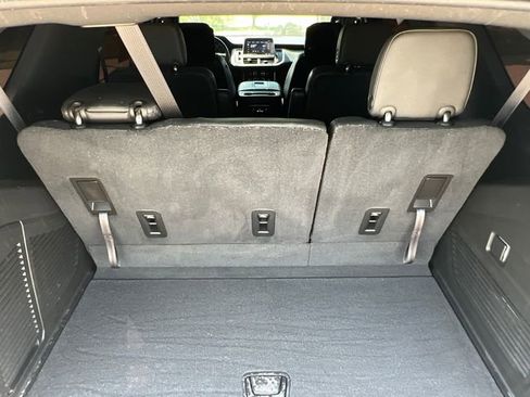 Used 2021 Chevrolet Tahoe Z71 w/ Rear Media and Nav Package image 11