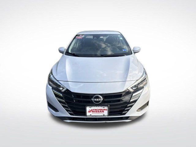 Used 2025 Nissan Versa SV FWD image 3