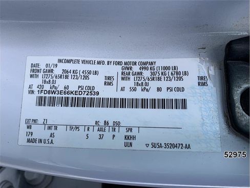 Used 2019 Ford F350 XL w/ Power Equipment Group RWD image 16