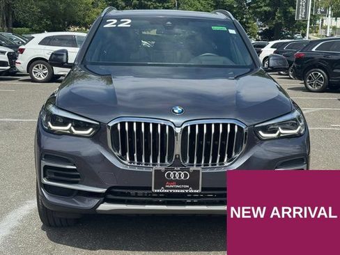 Used 2022 BMW X5 xDrive40i w/ Premium Package AWD/4WD image 2