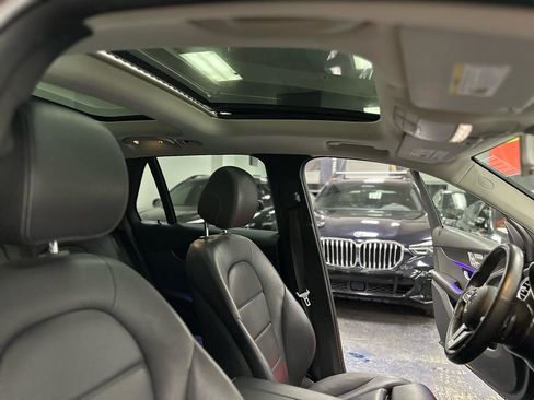 Used 2020 Mercedes-Benz GLC 300 4MATIC image 33