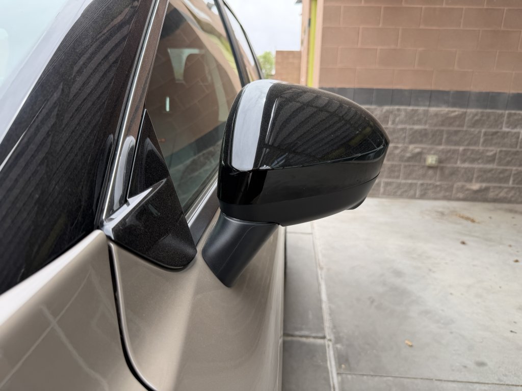 Used 2025 Nissan Rogue SV AWD/4WD image 12