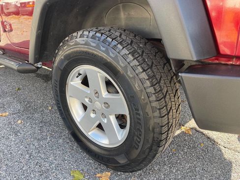 Used 2013 Jeep Wrangler Unlimited Sport image 41