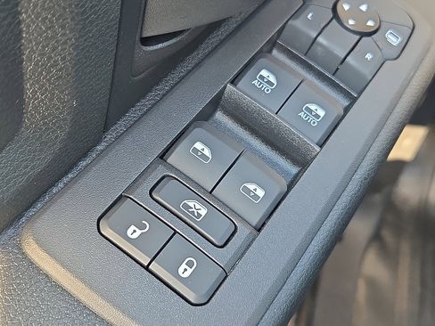 Used 2025 RAM 3500 Tradesman image 7