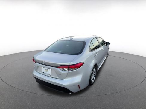 Used 2025 Toyota Corolla LE image 14