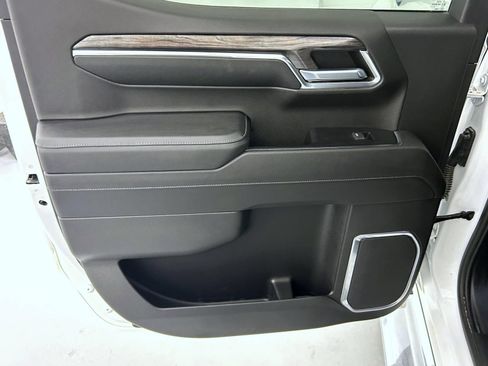 Used 2023 Chevrolet Silverado 1500 LTZ AWD/4WD image 20