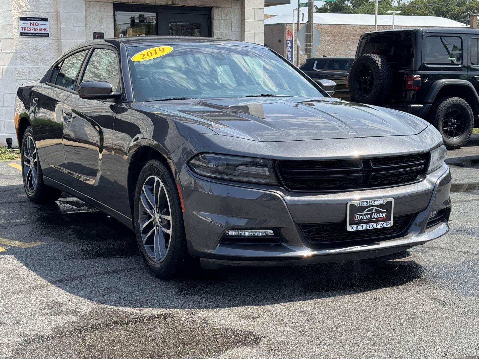 Used 2019 Dodge Charger SXT AWD/4WD image 12