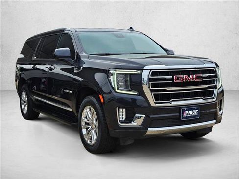 Used 2024 GMC Yukon XL SLT RWD image 3