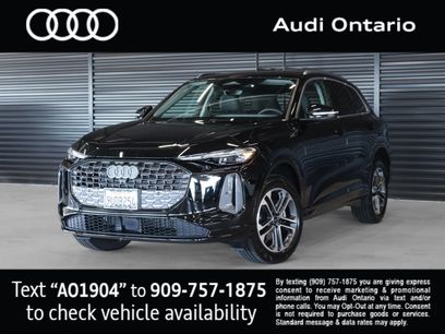 Used 2025 Audi Q5 Premium w/ Convenience Package