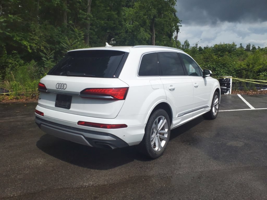 Used 2025 Audi Q7 3.0T Premium Plus AWD/4WD image 7