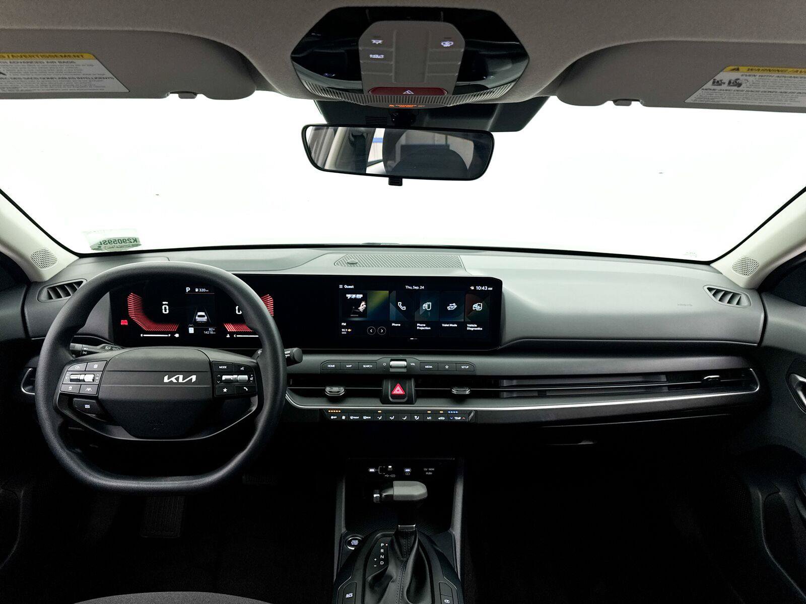 Used 2025 Kia K4 FWD image 20