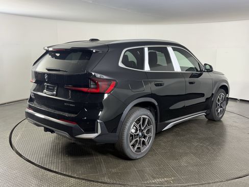 New 2026 BMW X1 xDrive28i w/ Convenience Package image 4